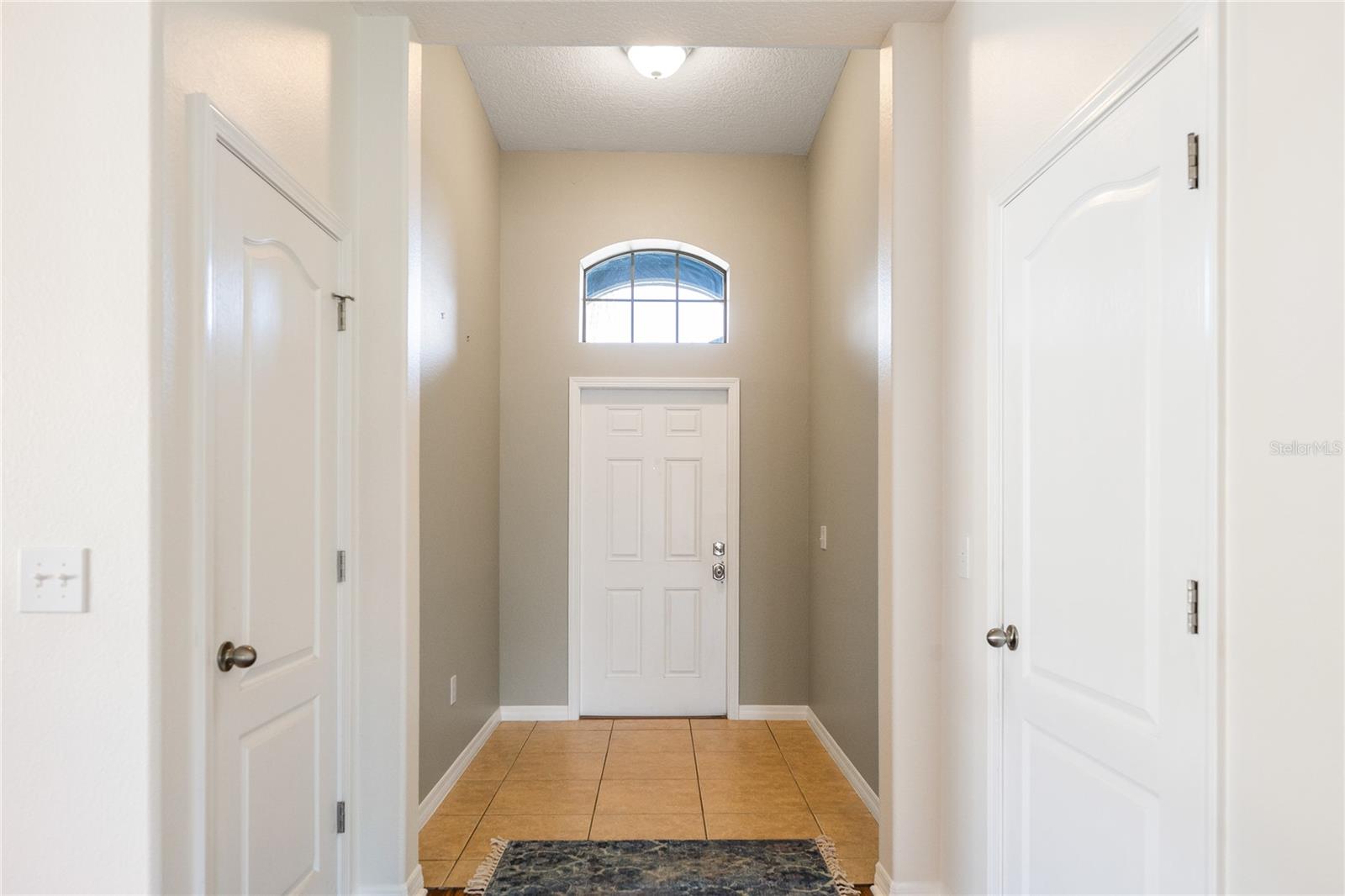 Image 4 of 23 For 337 Bella Rosa Circle