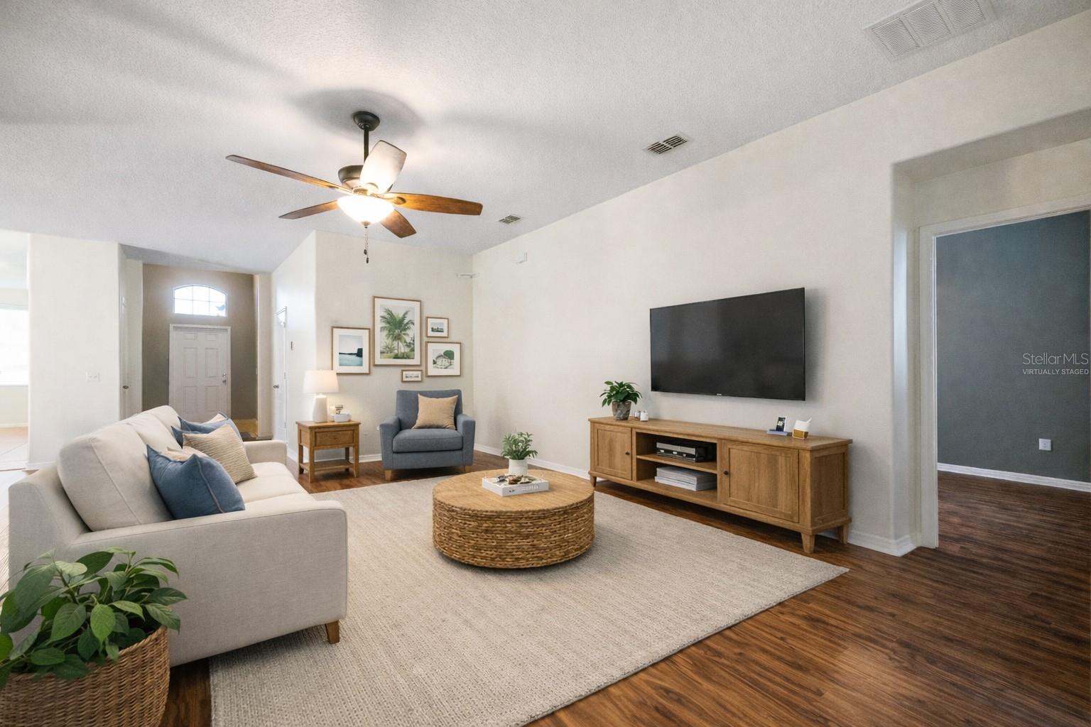 Image 5 of 23 For 337 Bella Rosa Circle