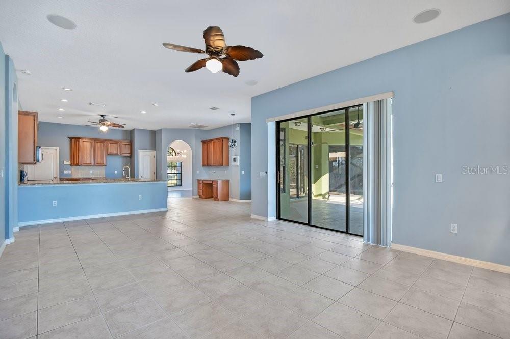 Image 20 of 40 For 1918 Golf Oak Drive