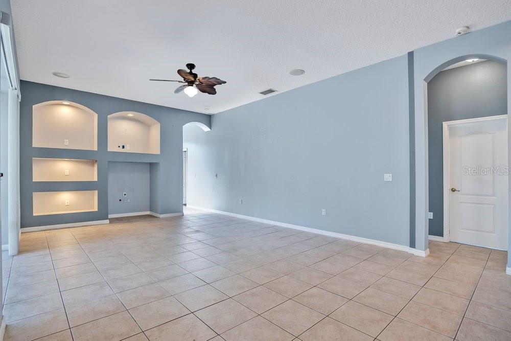 Image 30 of 40 For 1918 Golf Oak Drive