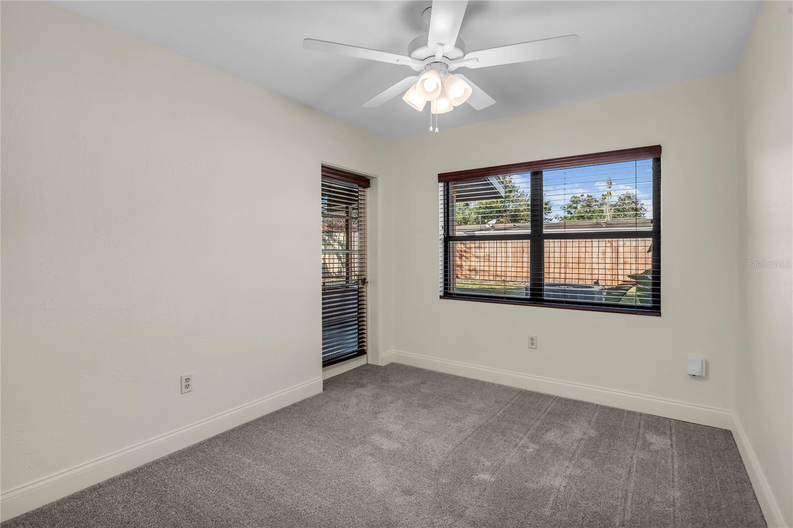 Image 10 of 28 For 3915 Pelican Lane