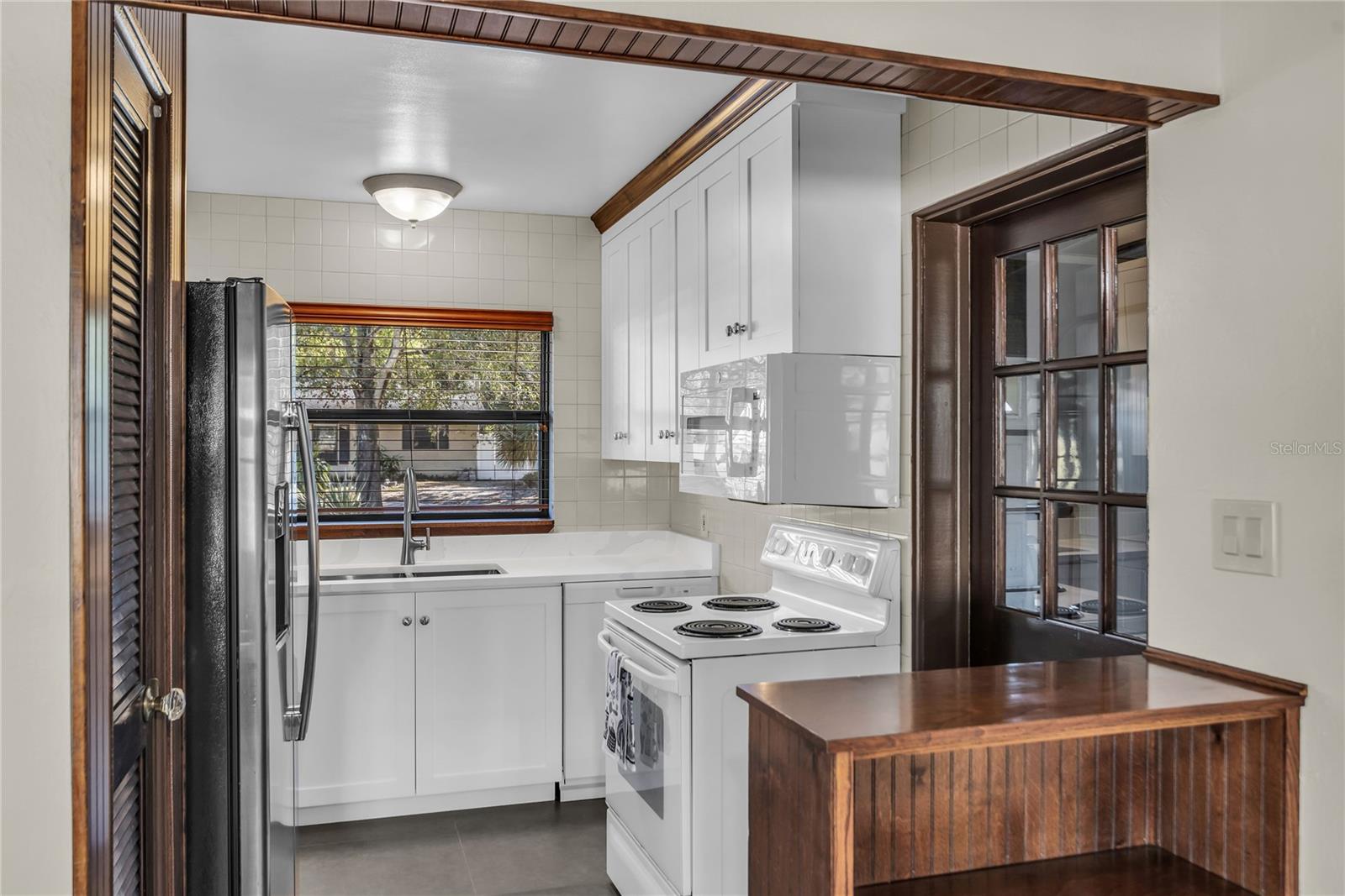 Image 17 of 28 For 3915 Pelican Lane