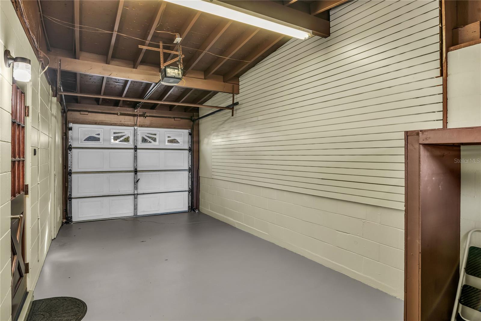 Image 26 of 28 For 3915 Pelican Lane