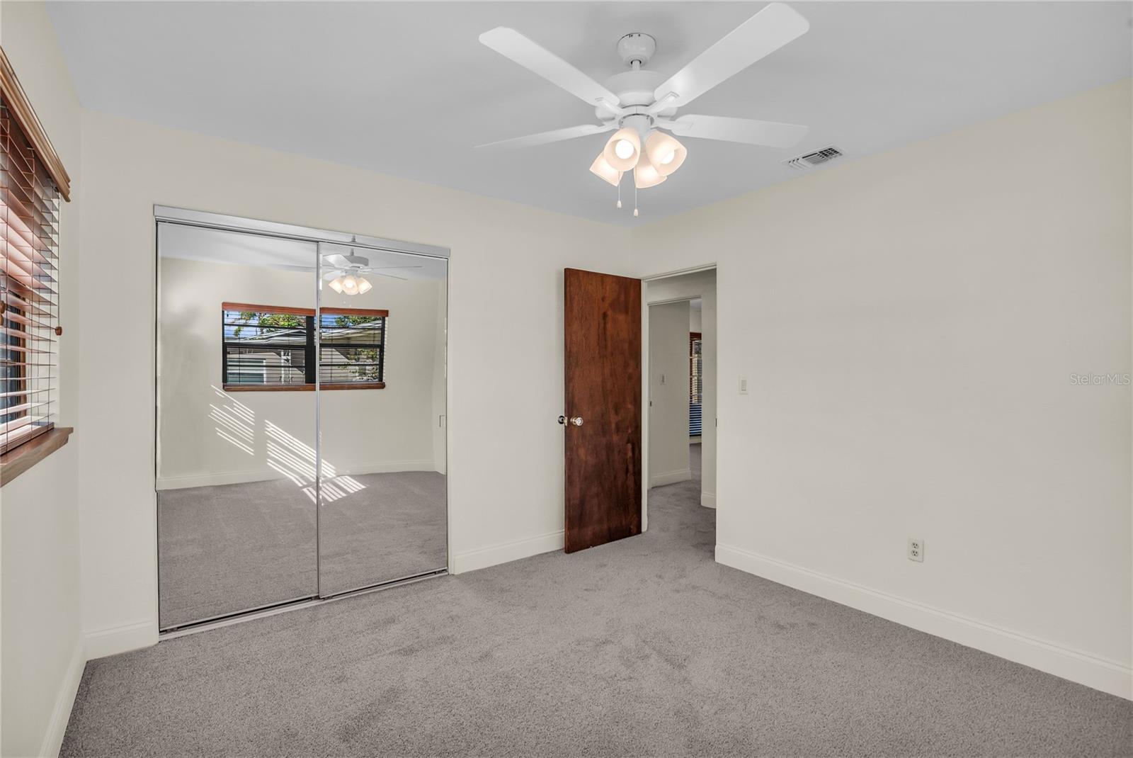 Image 7 of 28 For 3915 Pelican Lane