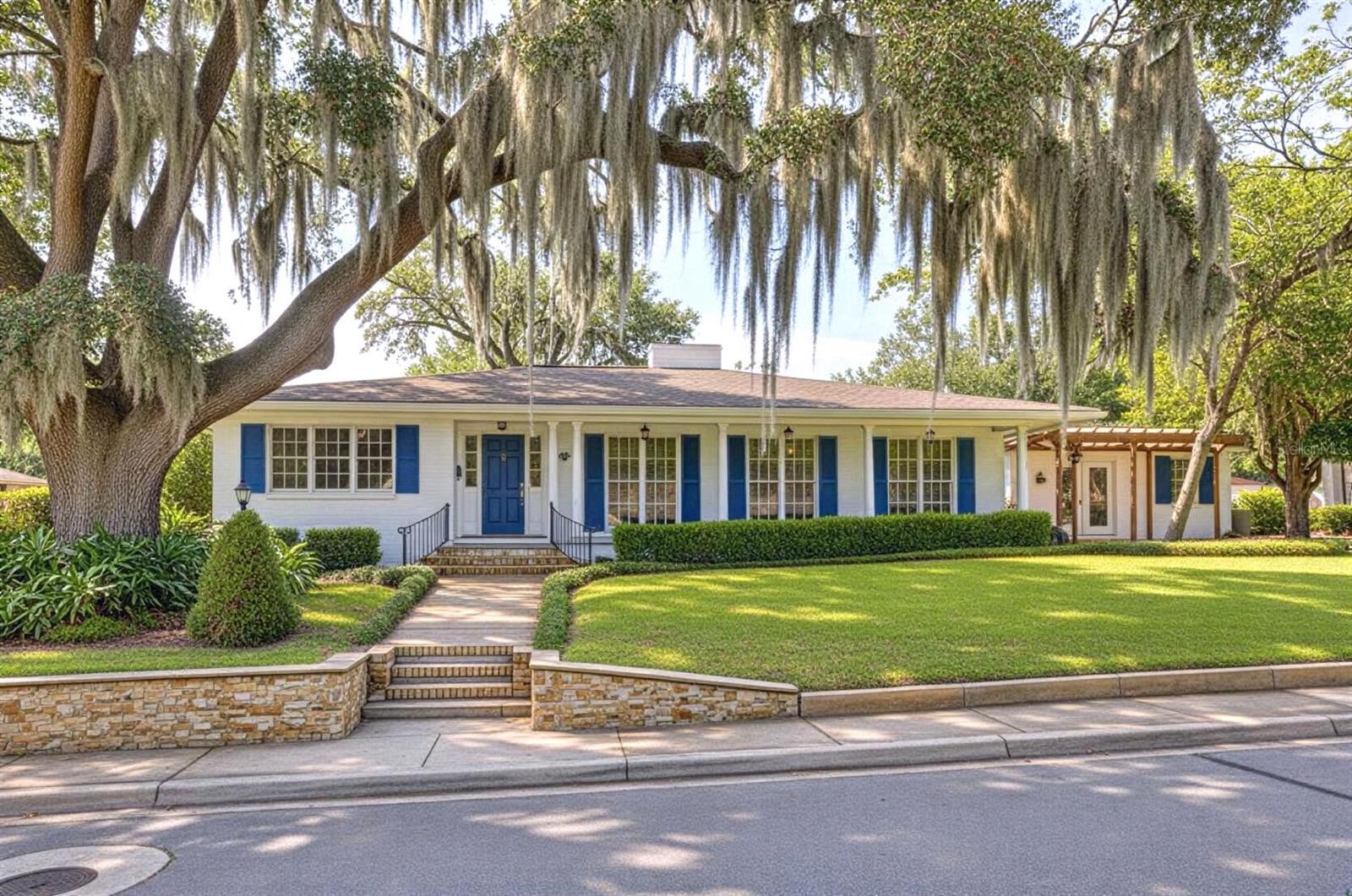 Details for 570 Dommerich Drive, MAITLAND, FL 32751