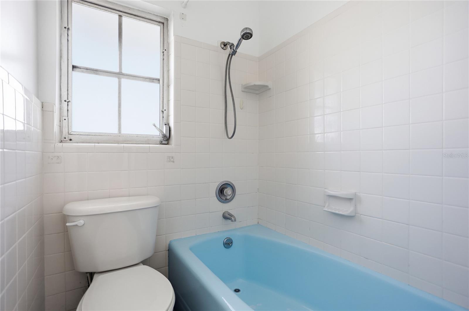 Image 26 of 65 For 570 Dommerich Drive