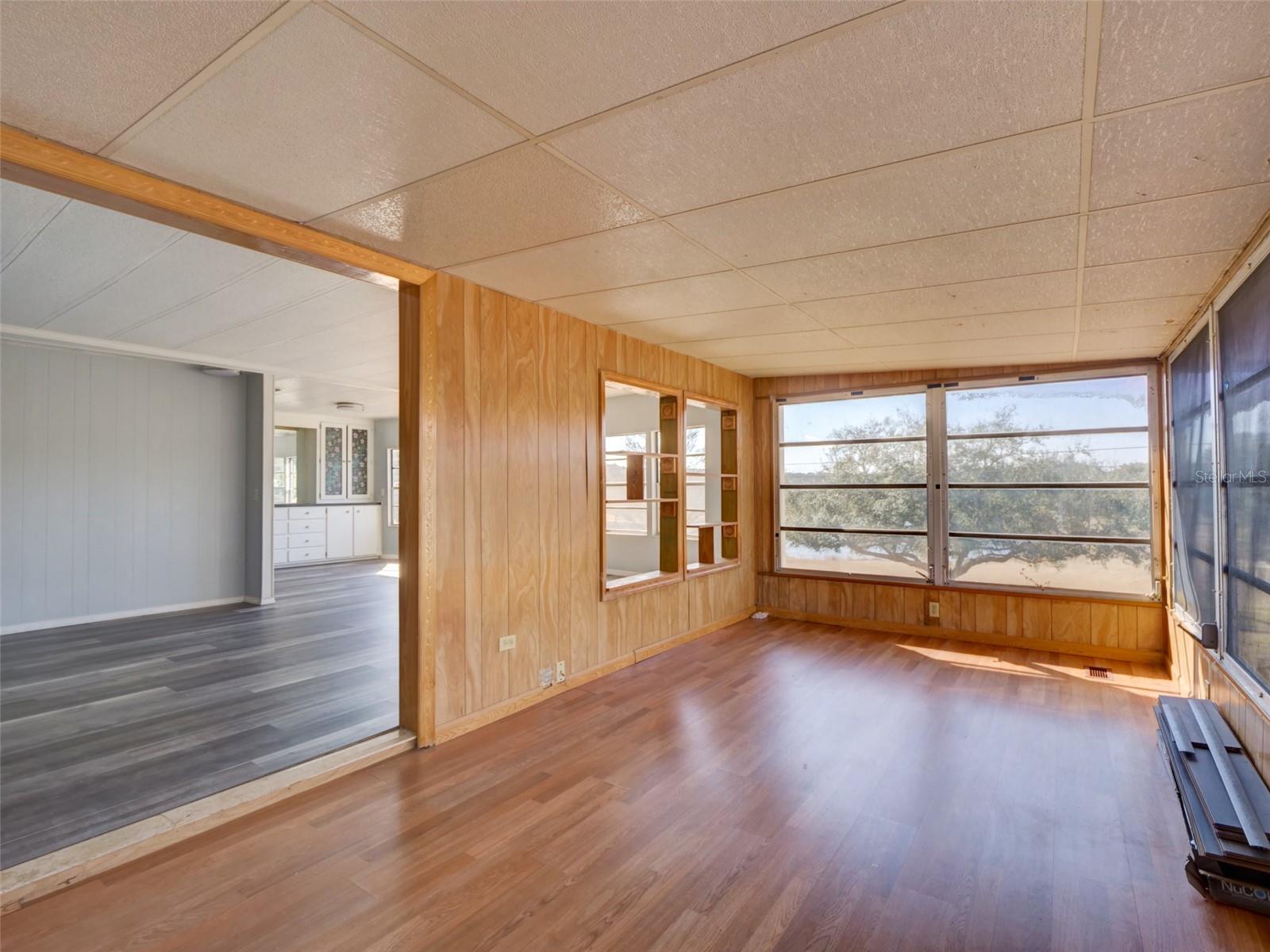 Image 16 of 45 For 2218 Orangewood Circle 1540