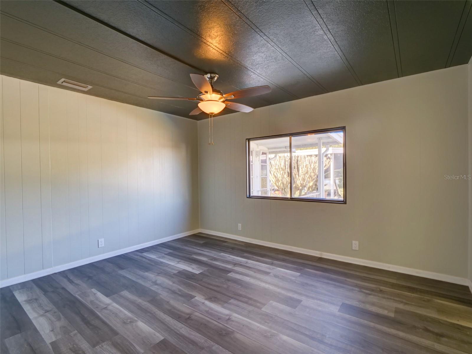 Image 21 of 45 For 2218 Orangewood Circle 1540