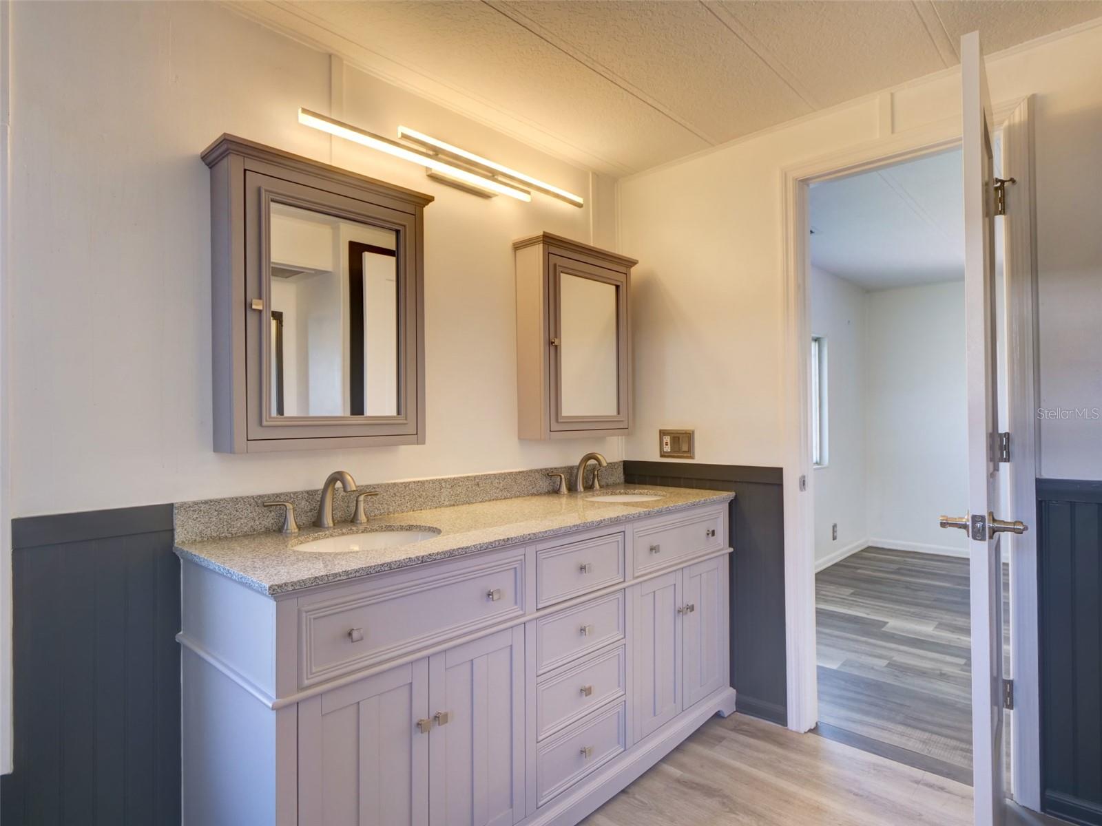 Image 26 of 45 For 2218 Orangewood Circle 1540