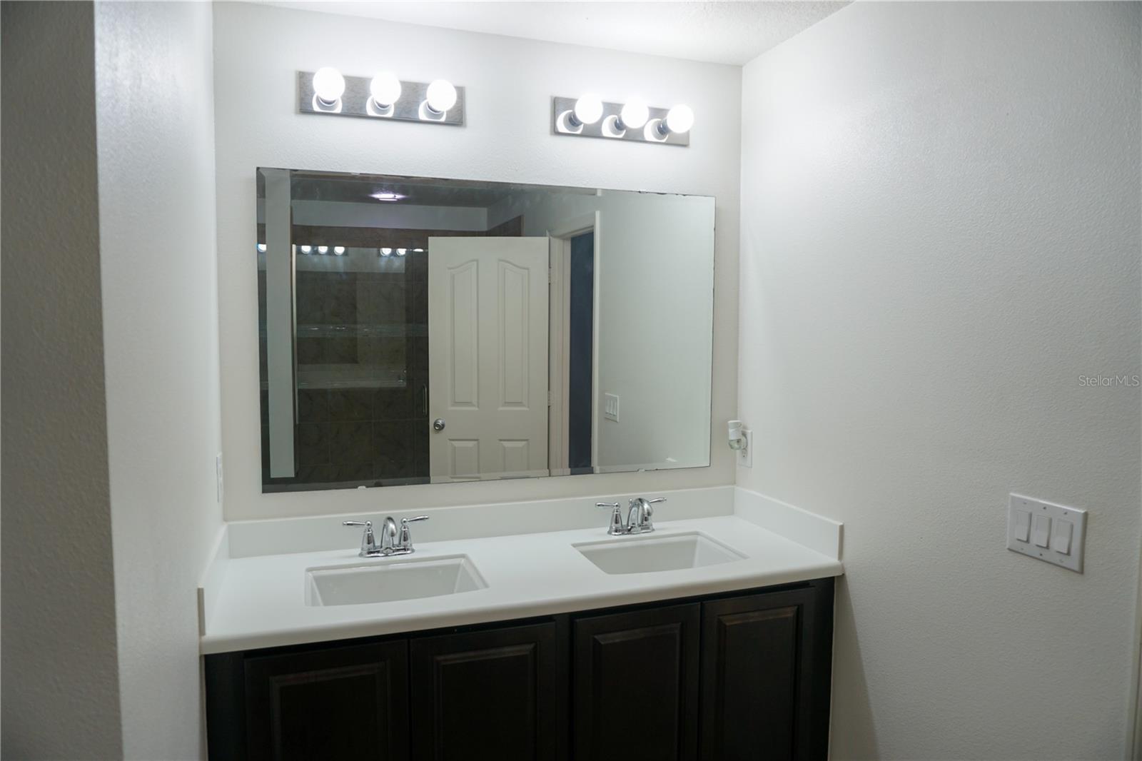 Image 22 of 25 For 2936 Boating Boulevard