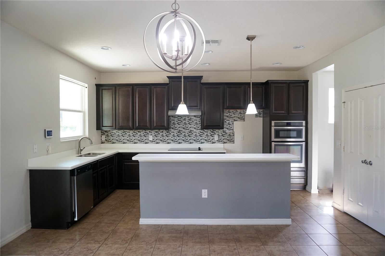 Image 4 of 25 For 2936 Boating Boulevard