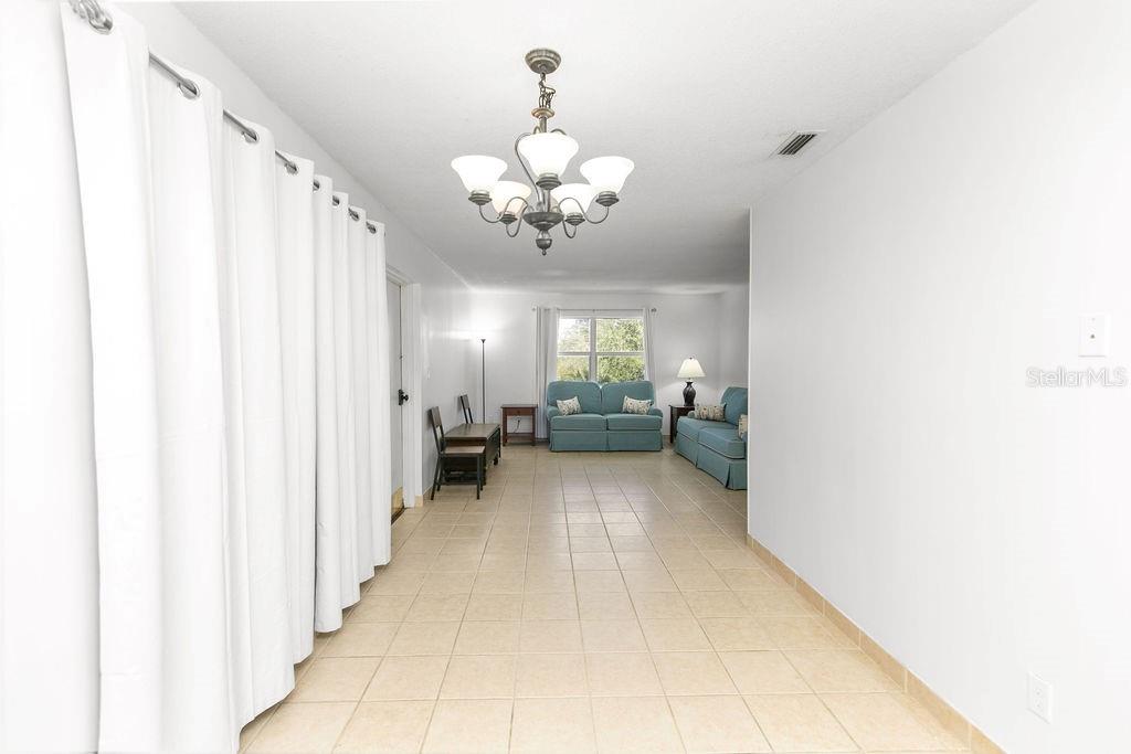 Image 10 of 24 For 4304 London Town Road D224