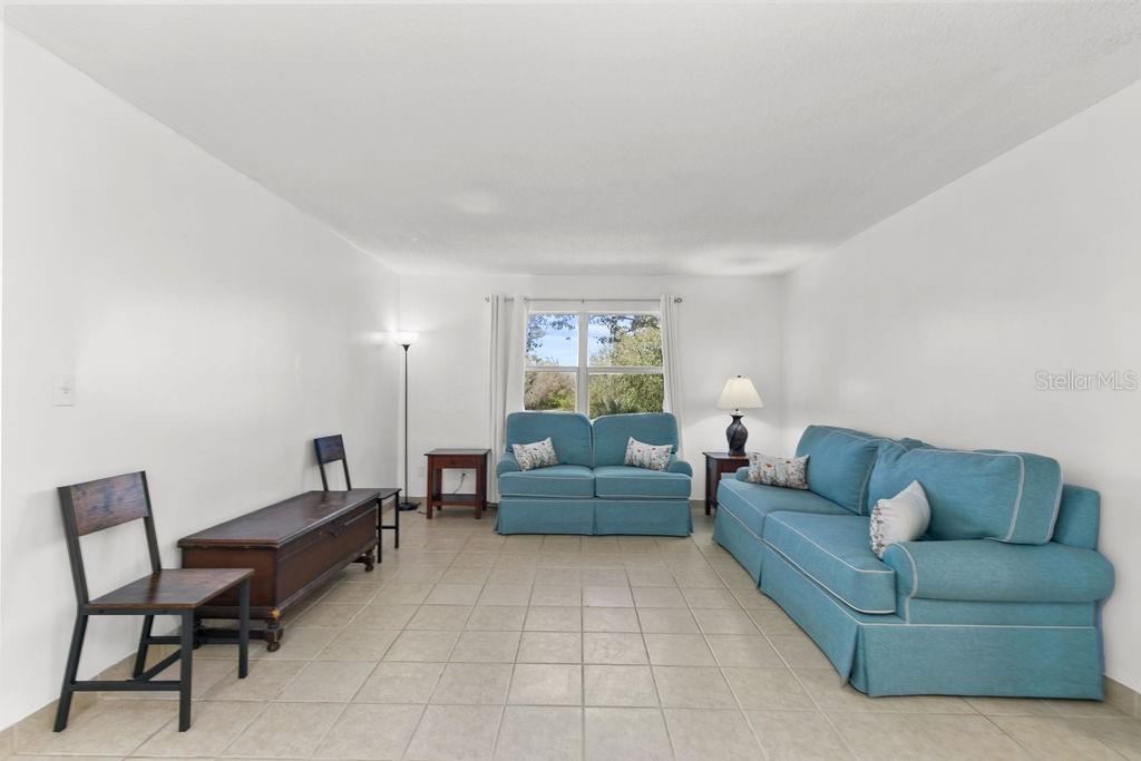 Image 6 of 24 For 4304 London Town Road D224