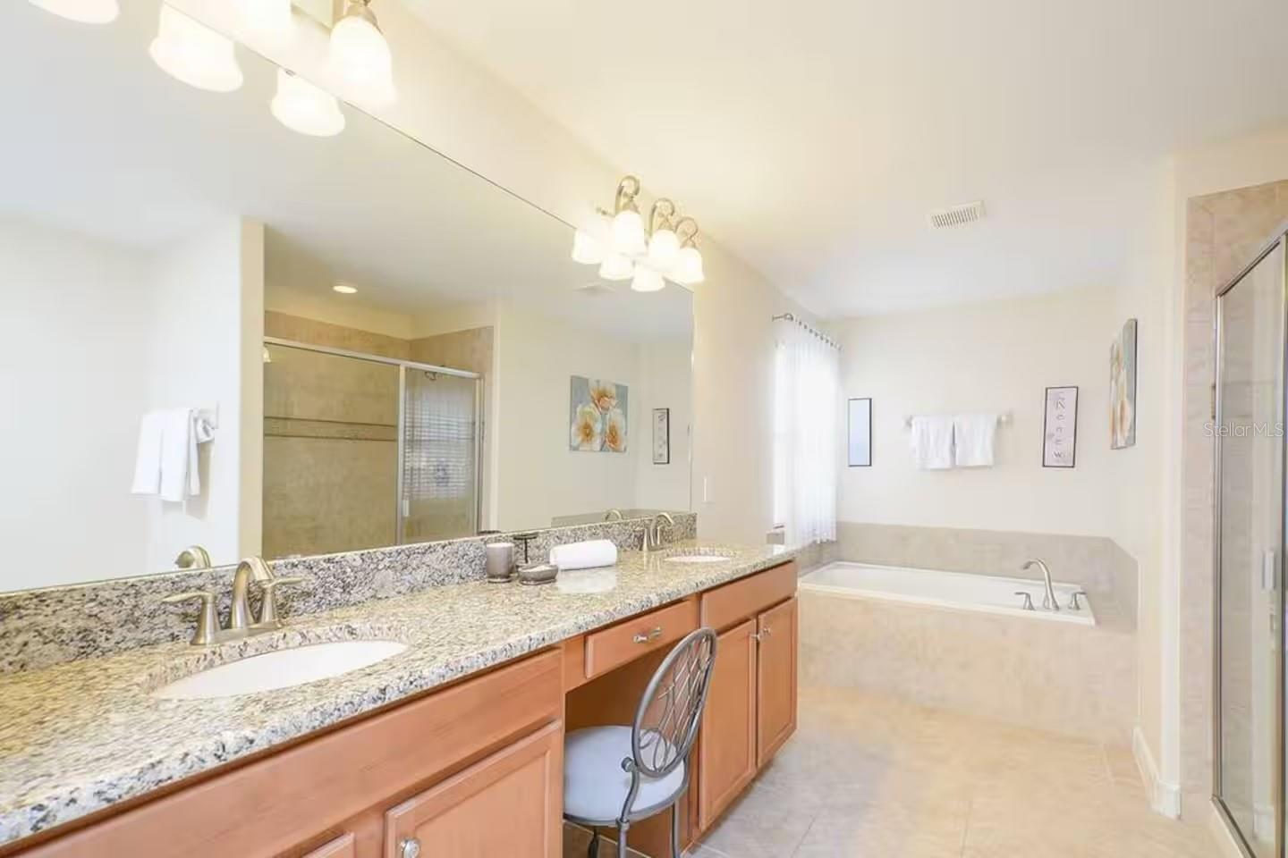 Image 6 of 18 For 8989 Cuban Palm Road