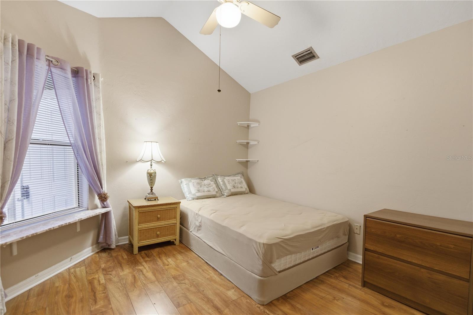 Image 16 of 27 For 832 50th Way