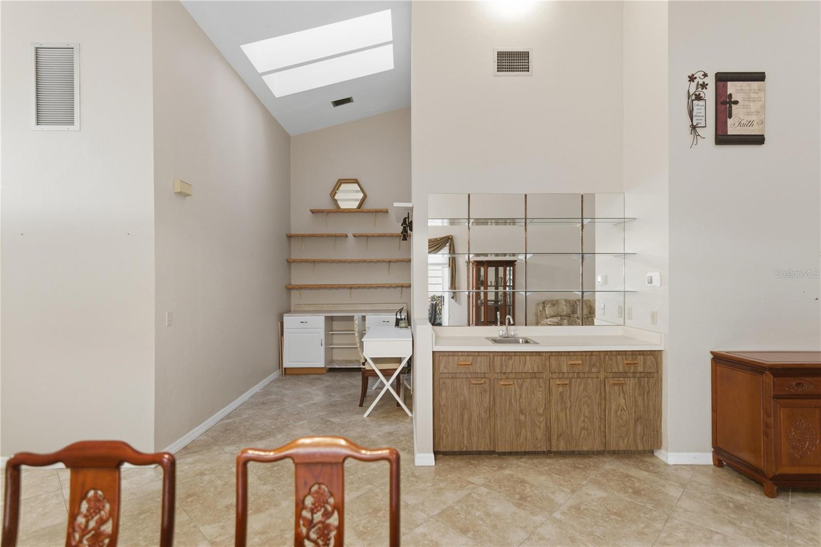 Image 8 of 27 For 832 50th Way