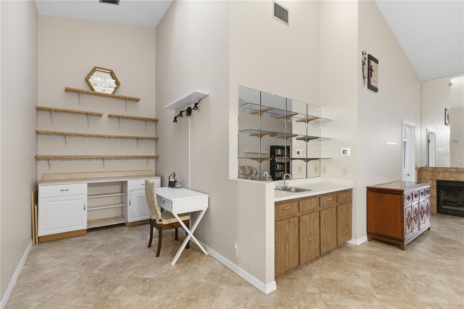 Image 9 of 27 For 832 50th Way