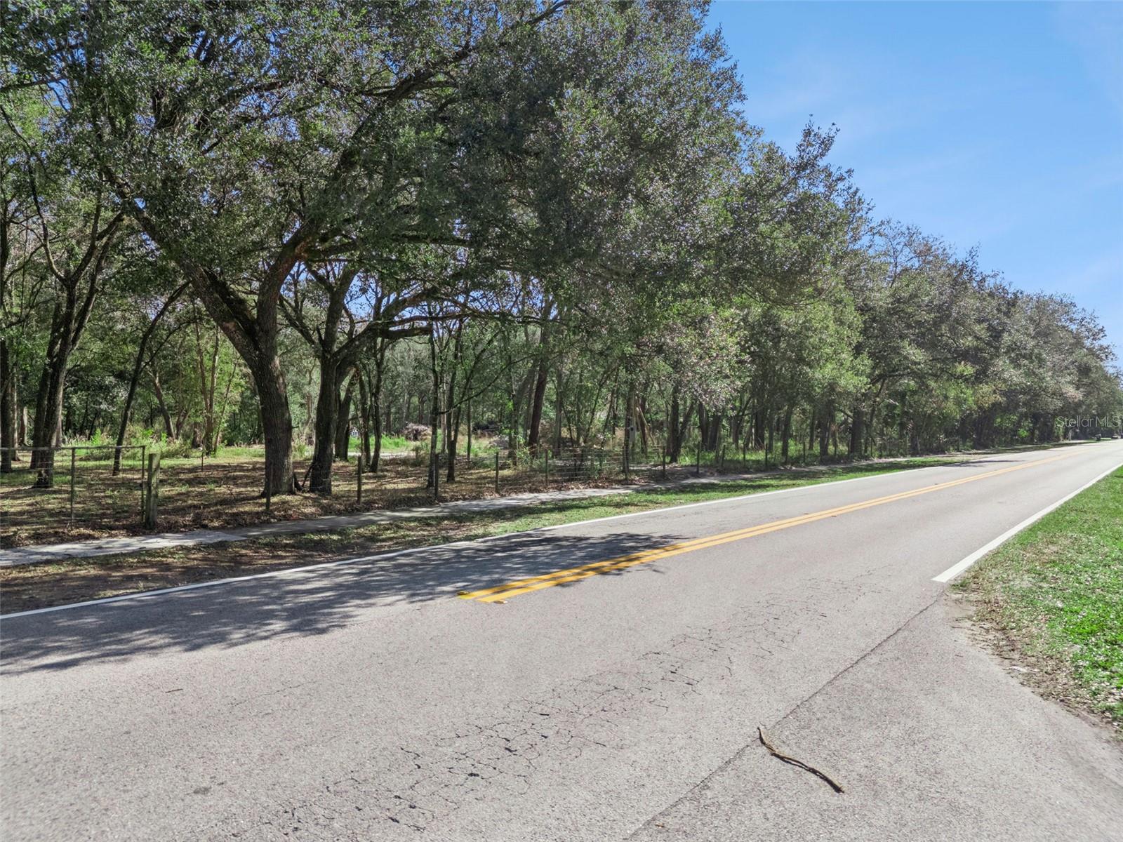 Image 4 of 25 For 1825 6th Street