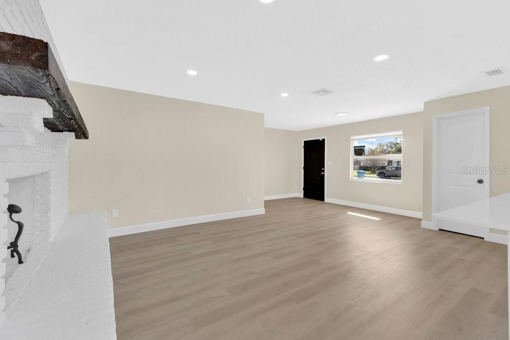 Image 10 of 22 For 4495 Brooke Street