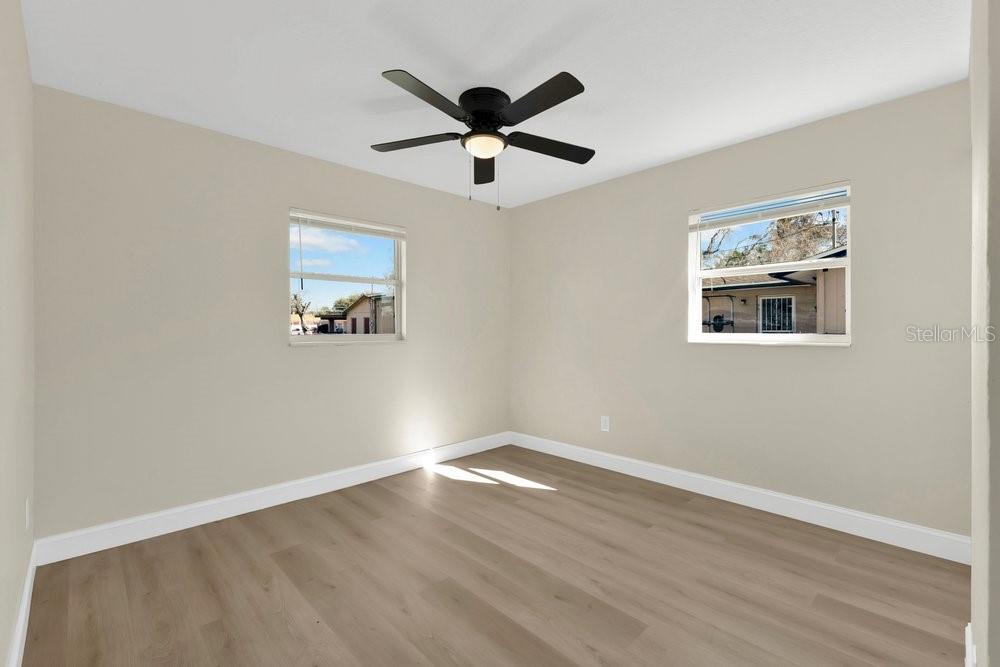 Image 17 of 22 For 4495 Brooke Street