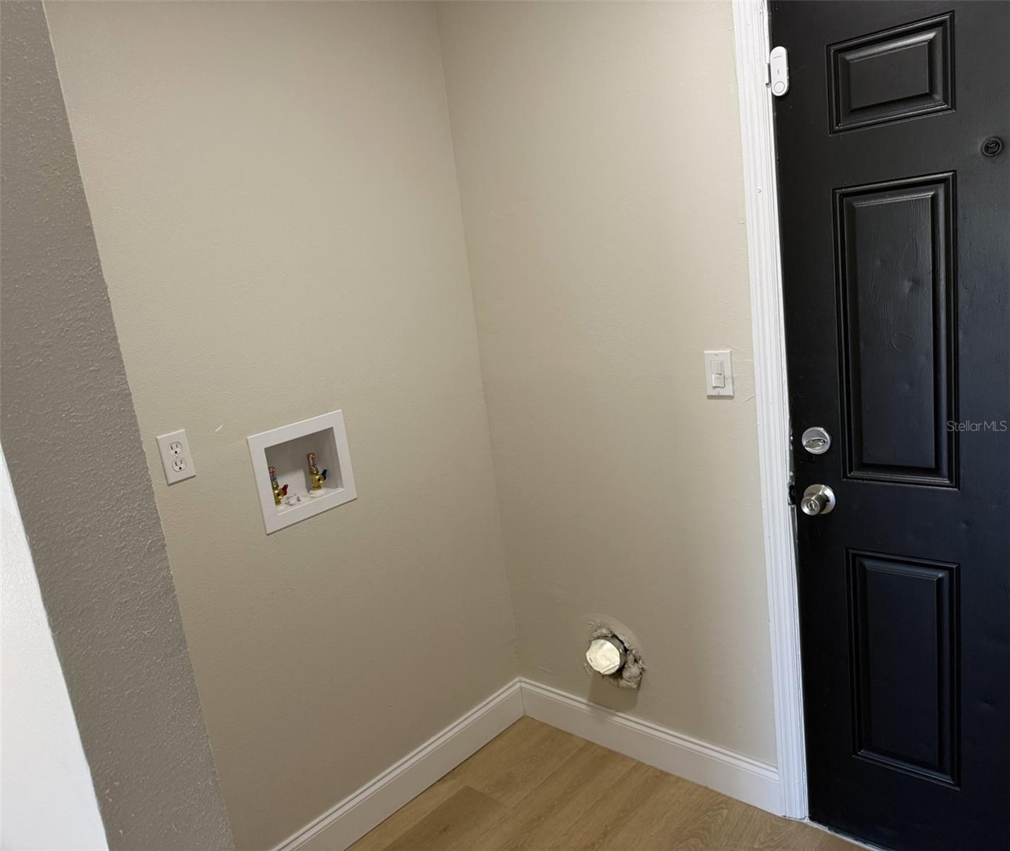 Image 19 of 22 For 4495 Brooke Street