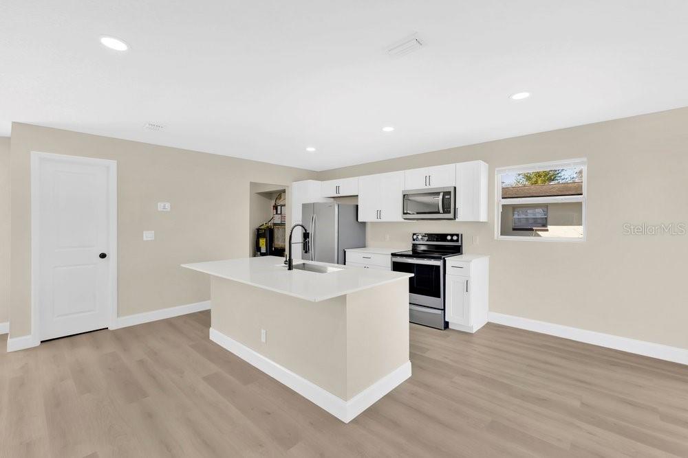 Image 8 of 22 For 4495 Brooke Street