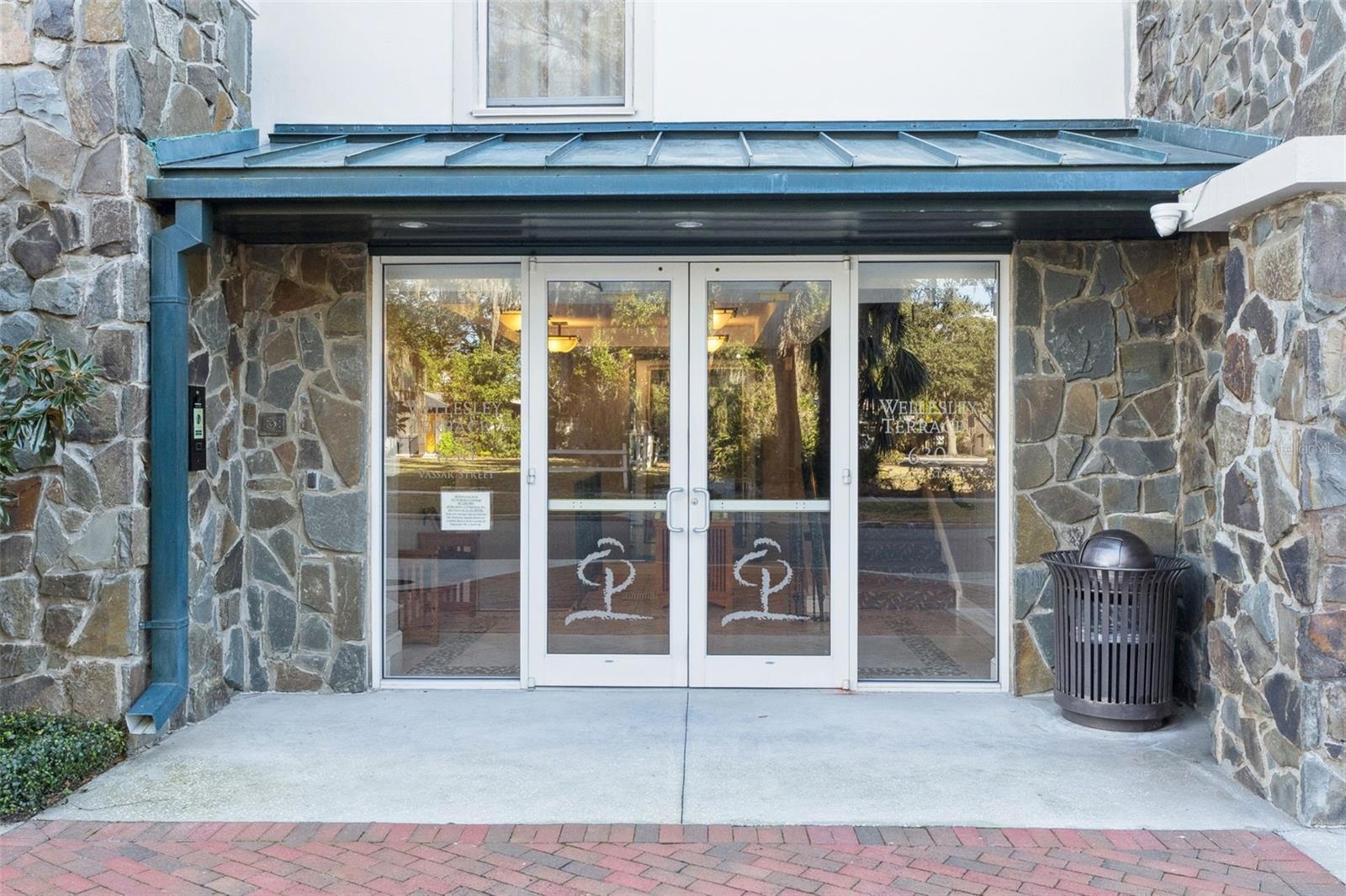 Image 20 of 24 For 630 Vassar Street 2505