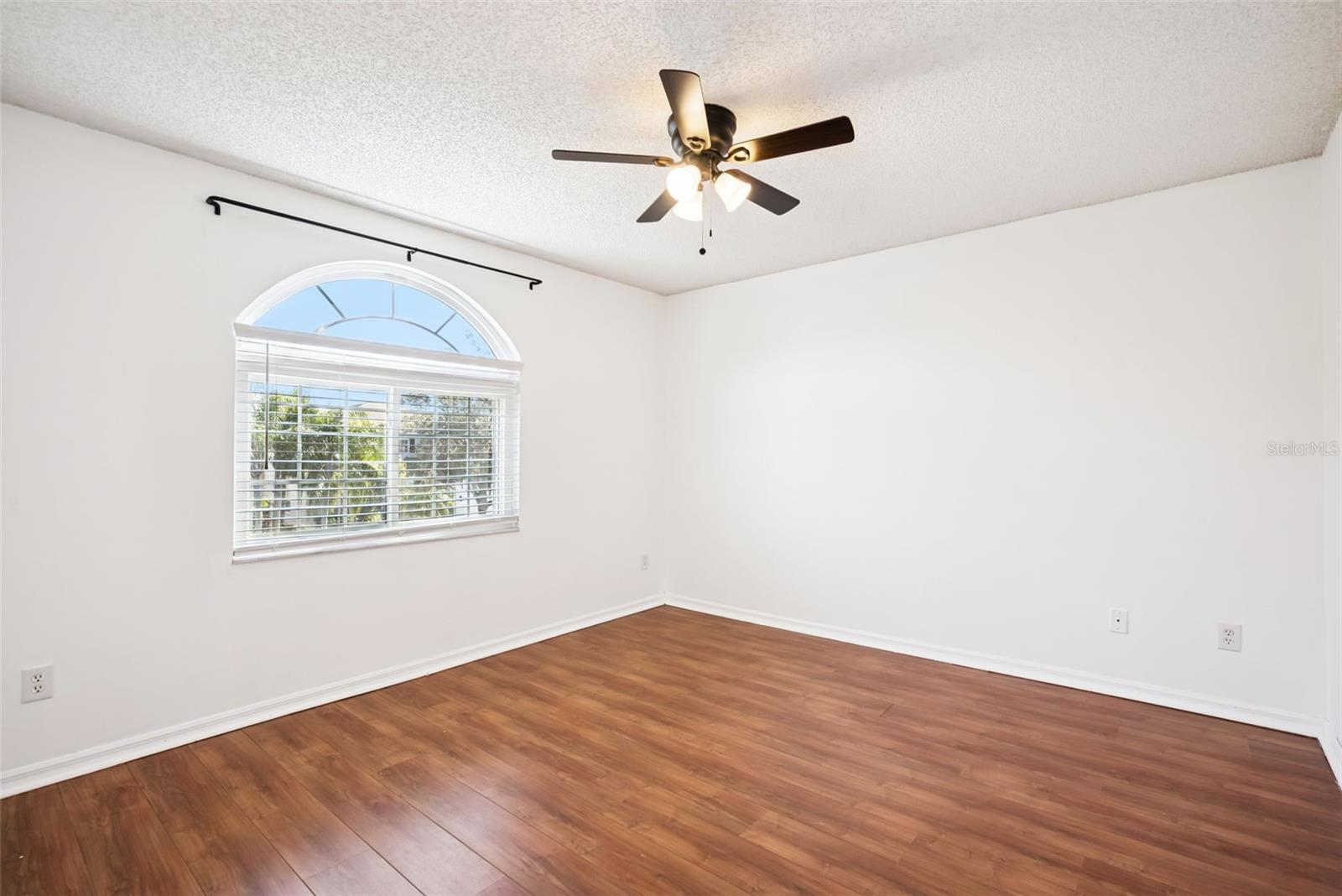 Image 19 of 34 For 14723 Yorkshire Run Drive