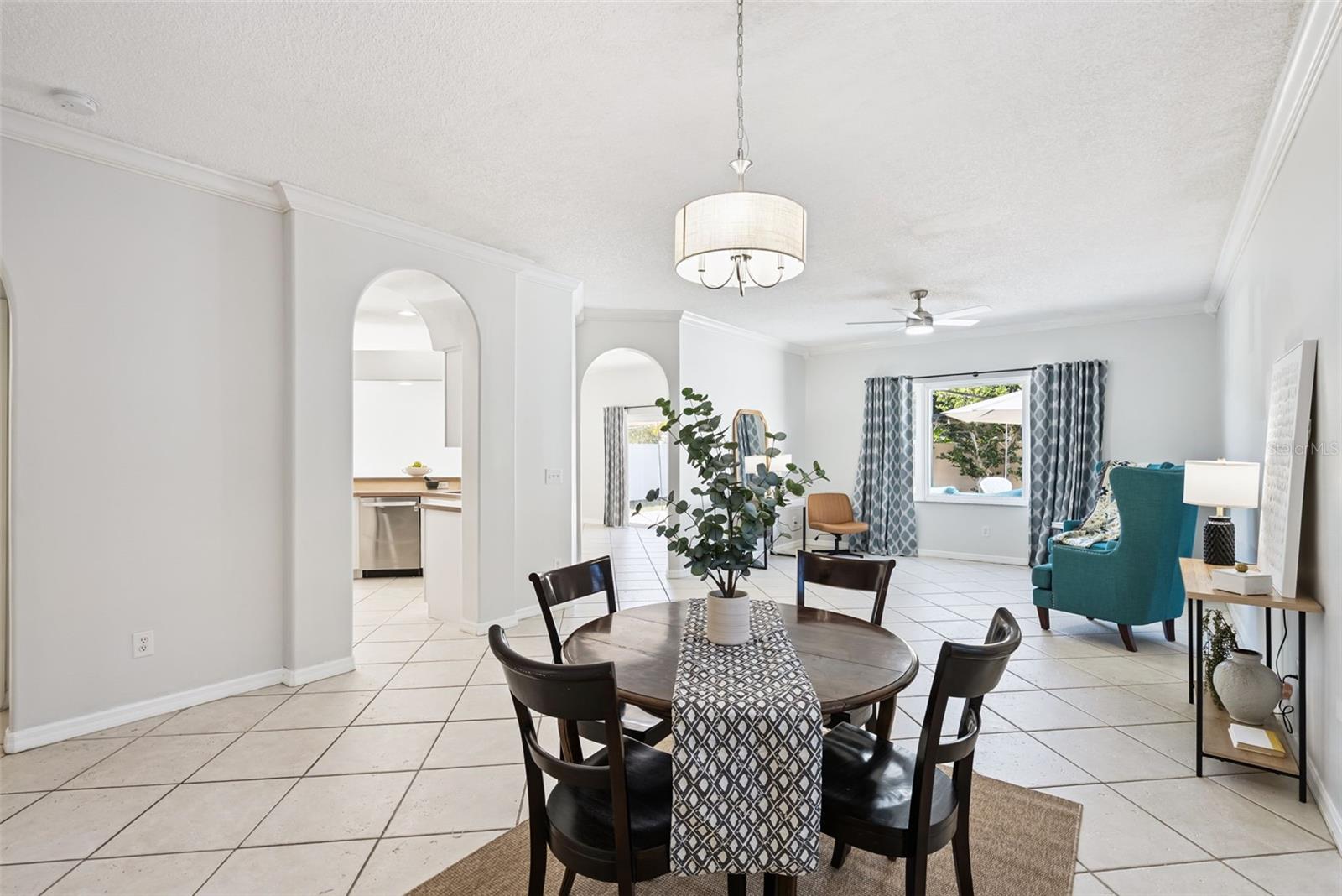 Image 5 of 34 For 14723 Yorkshire Run Drive