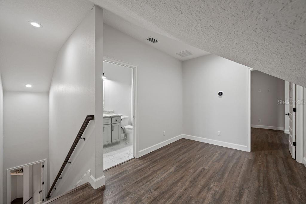 Image 31 of 66 For 4470 Henry J Avenue