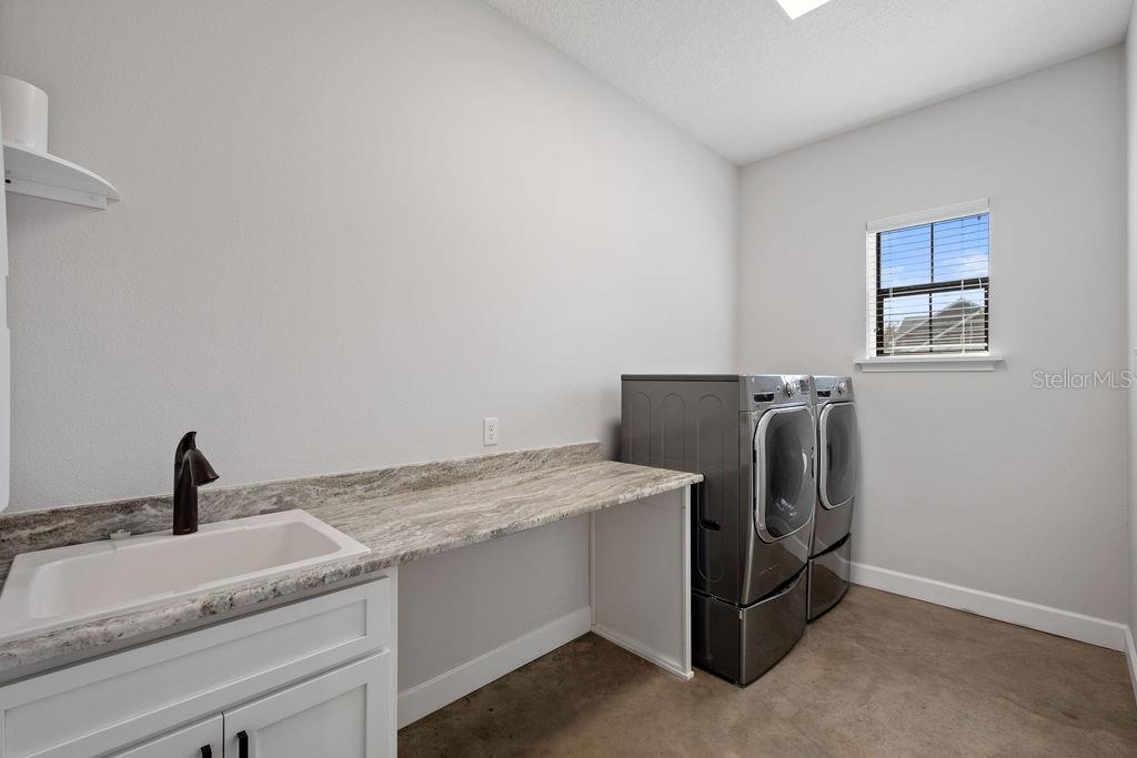 Image 35 of 66 For 4470 Henry J Avenue