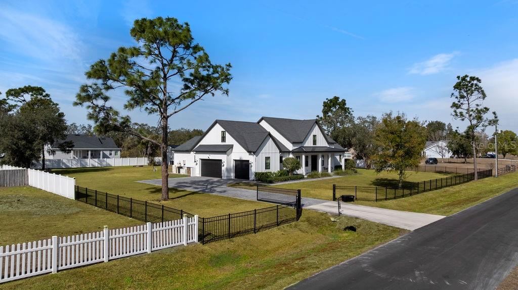 Image 46 of 66 For 4470 Henry J Avenue