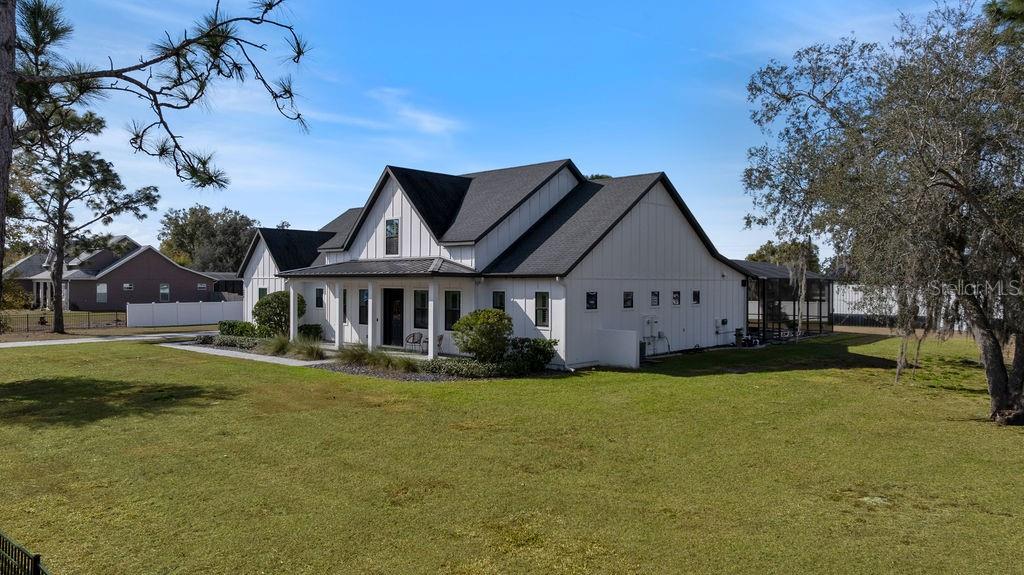 Image 47 of 66 For 4470 Henry J Avenue