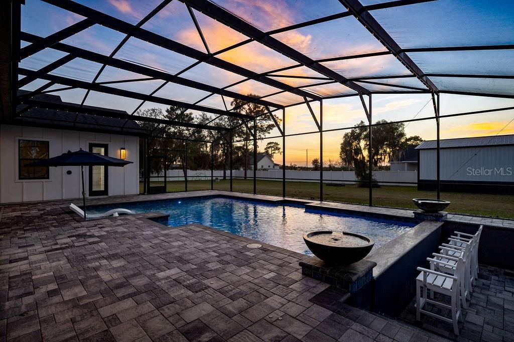 Image 53 of 66 For 4470 Henry J Avenue