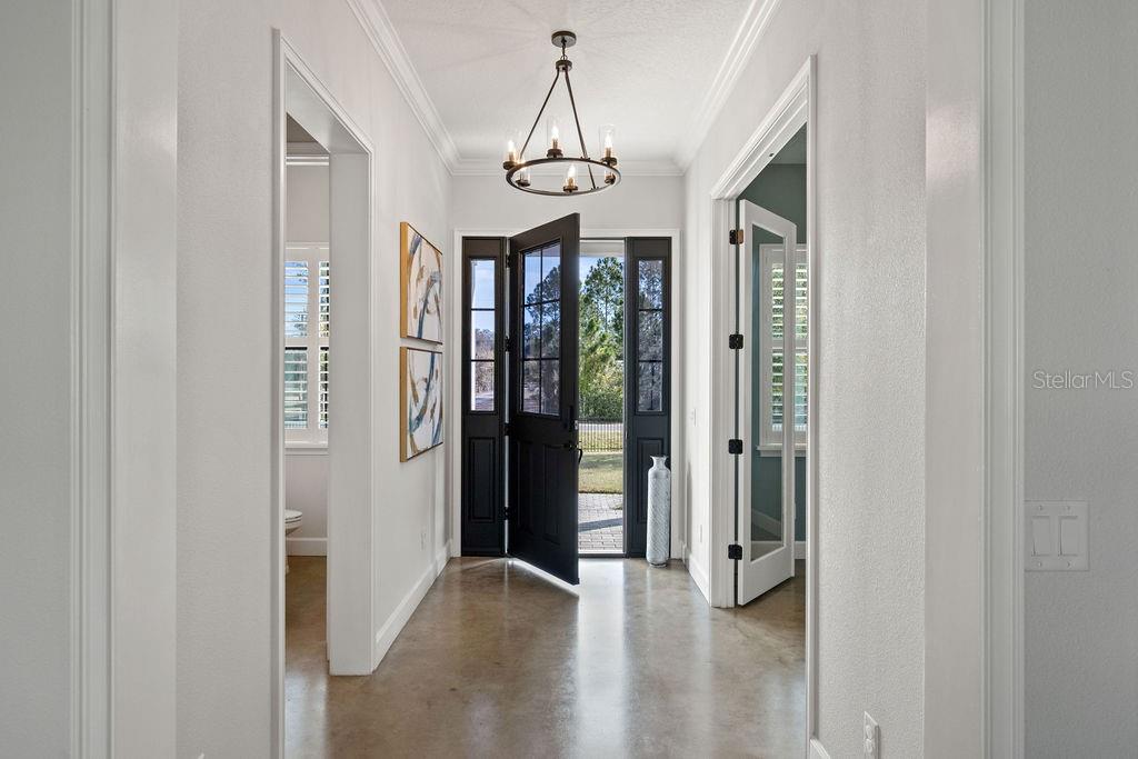 Image 6 of 66 For 4470 Henry J Avenue