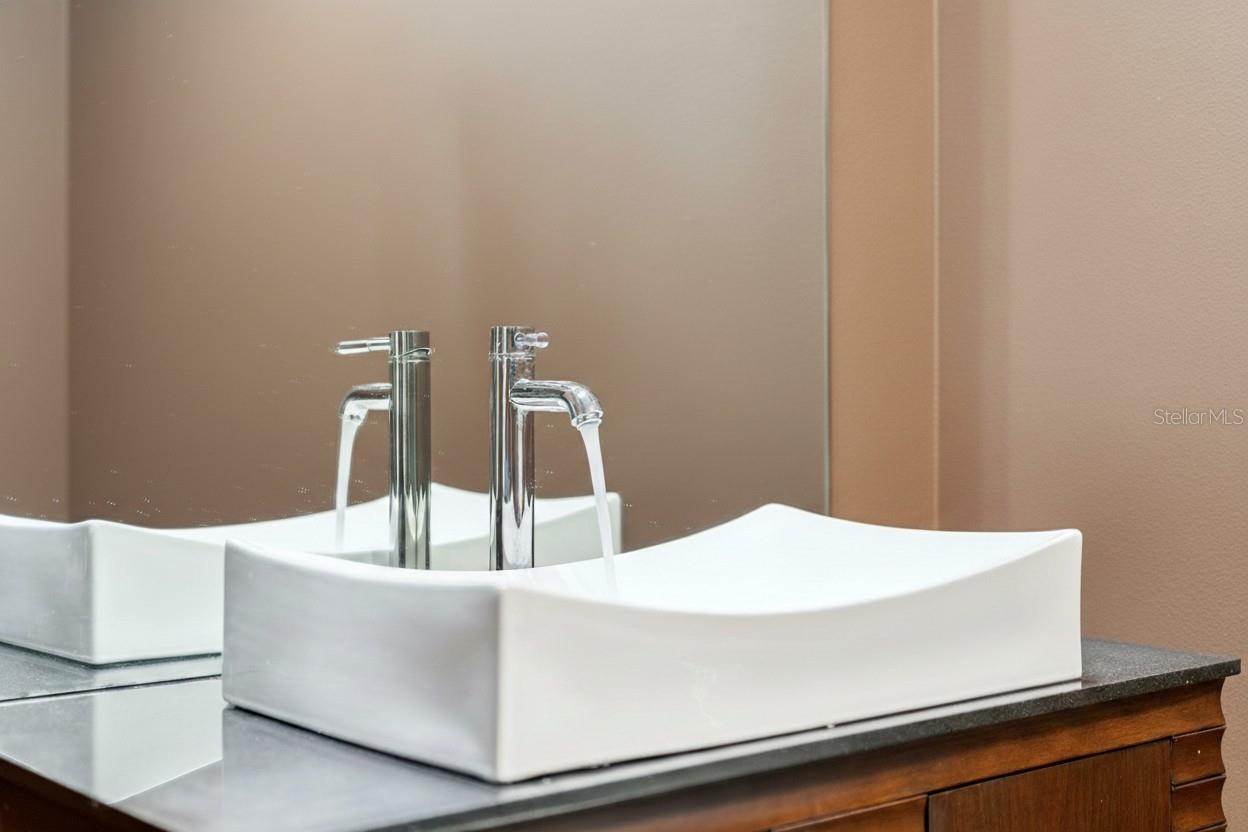 Image 32 of 59 For 103 Lakeshore Drive