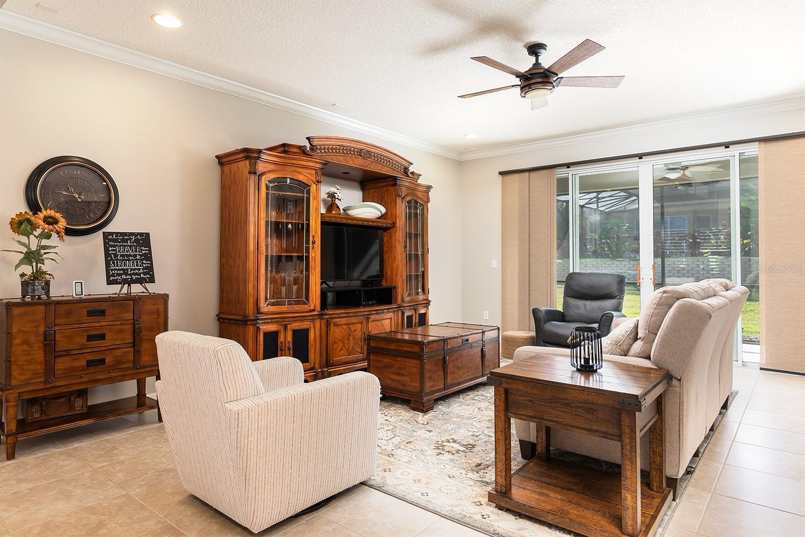 Image 11 of 49 For 651 Westyn Bay Boulevard