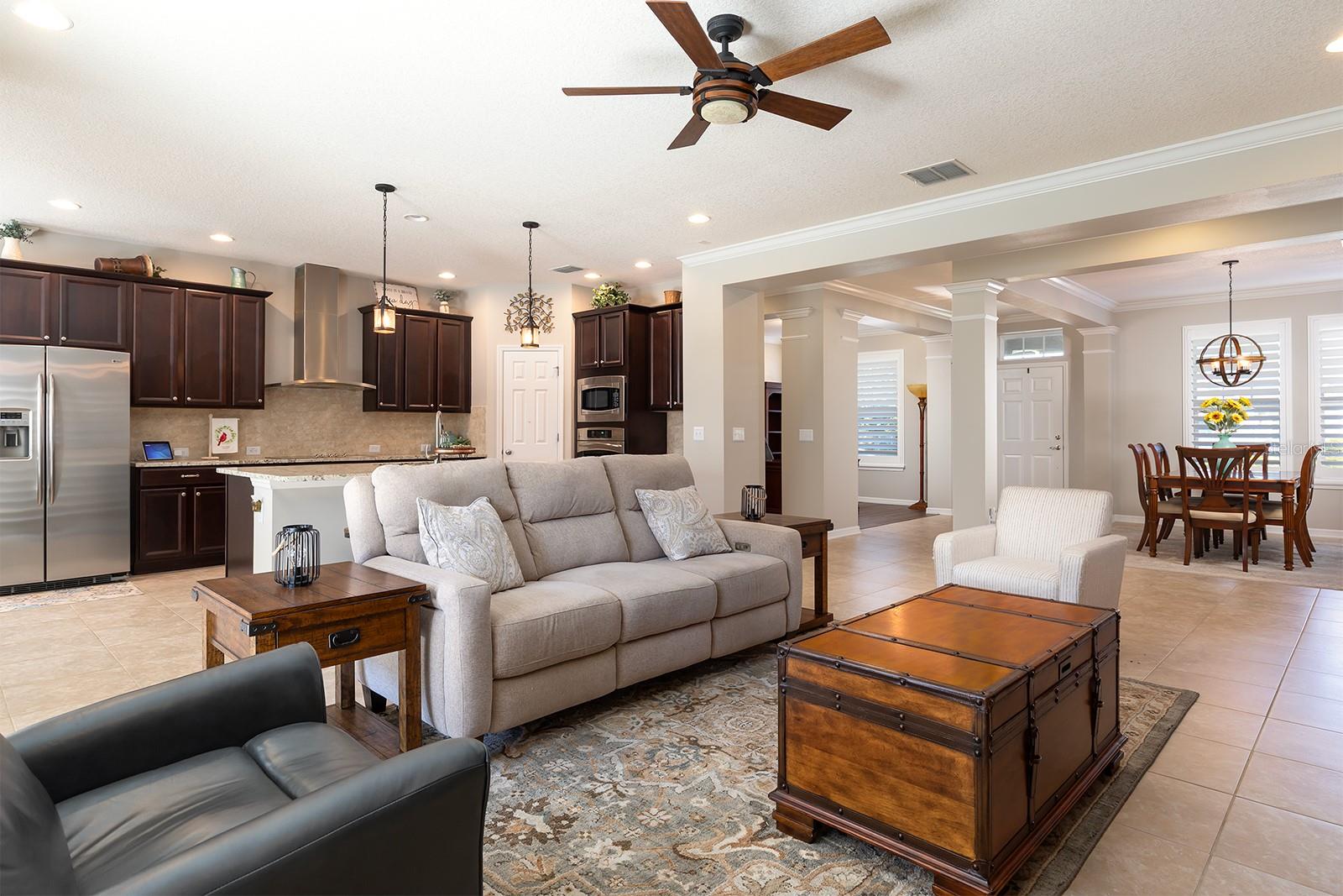 Image 13 of 49 For 651 Westyn Bay Boulevard