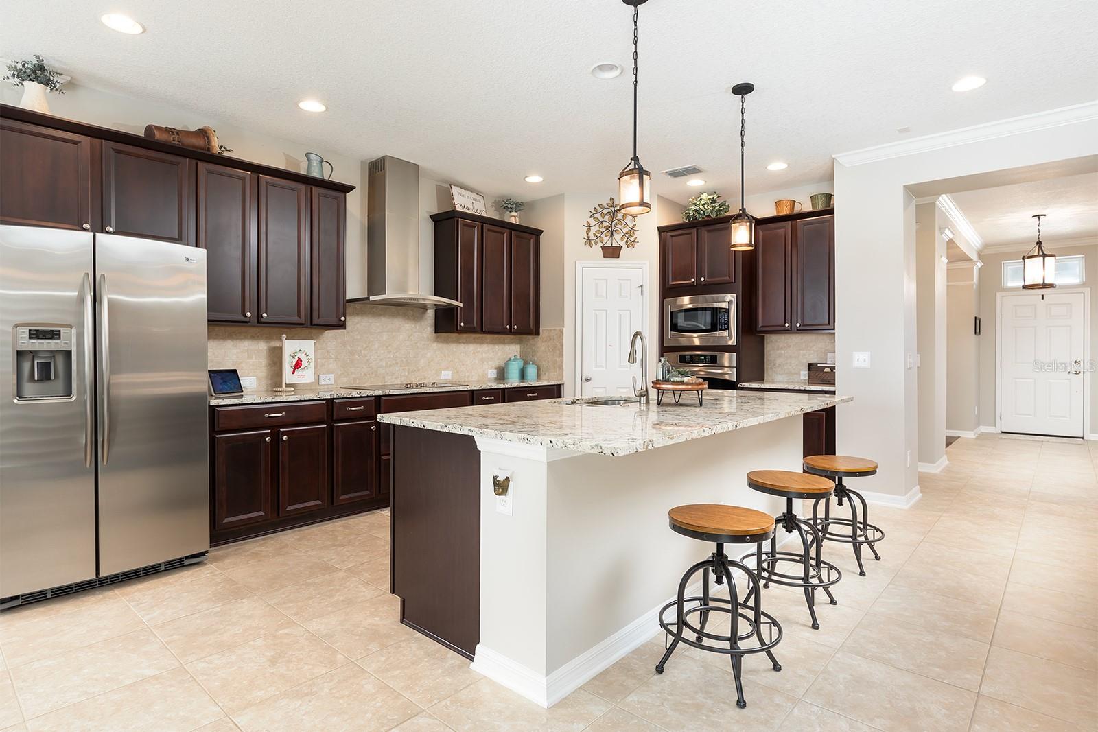 Image 18 of 49 For 651 Westyn Bay Boulevard