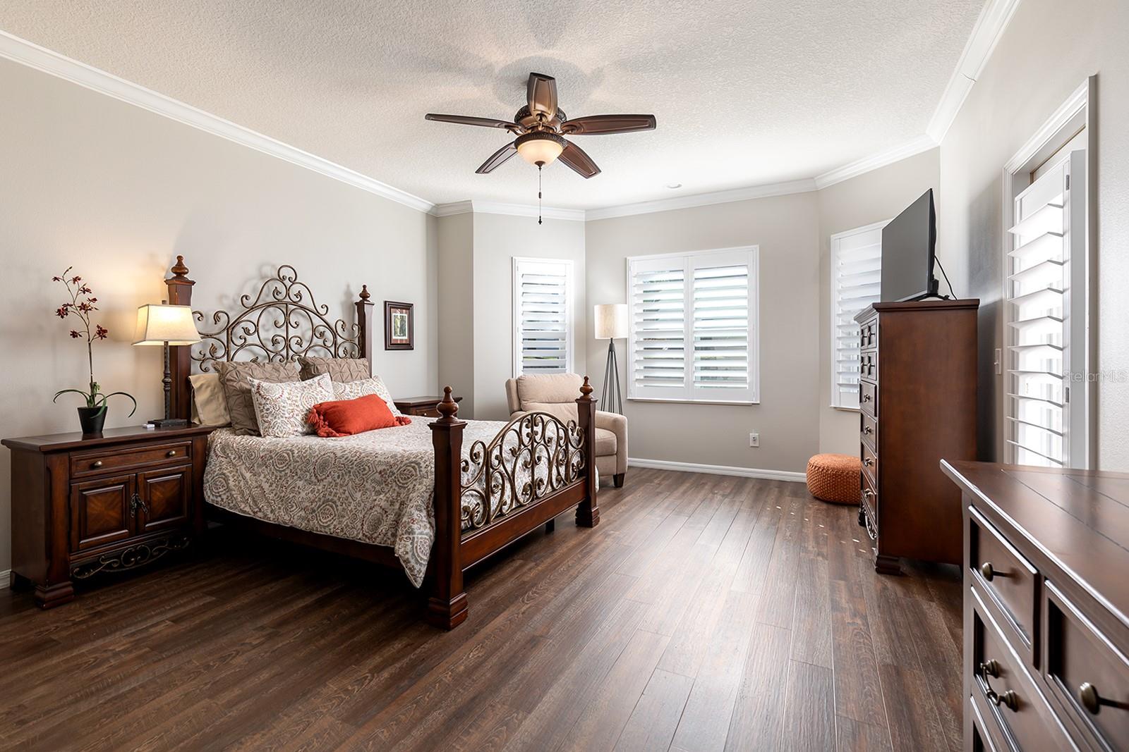 Image 22 of 49 For 651 Westyn Bay Boulevard