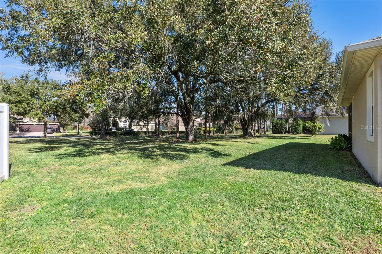 Image 37 of 53 For 12456 Westfield Lakes Circle