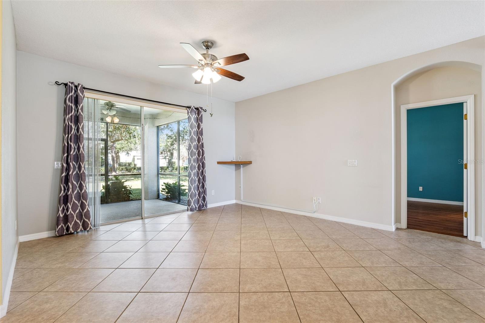 Image 8 of 53 For 12456 Westfield Lakes Circle