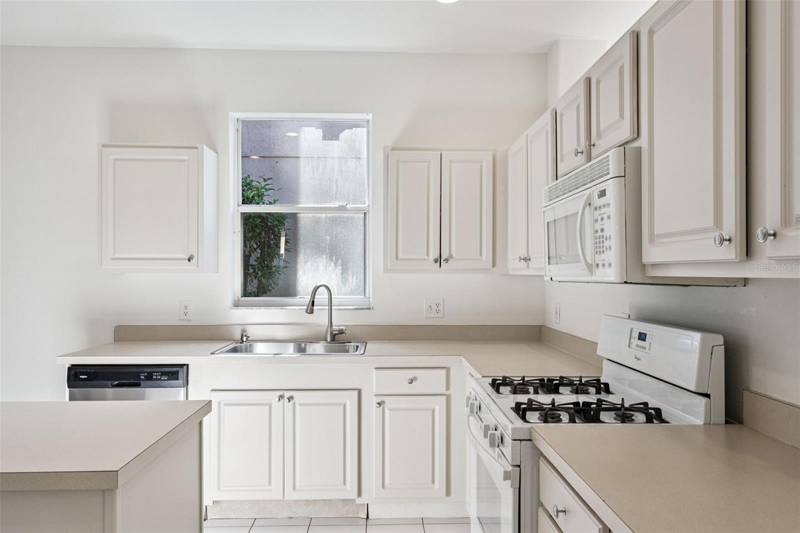 Image 7 of 39 For 4623 Riverton Drive