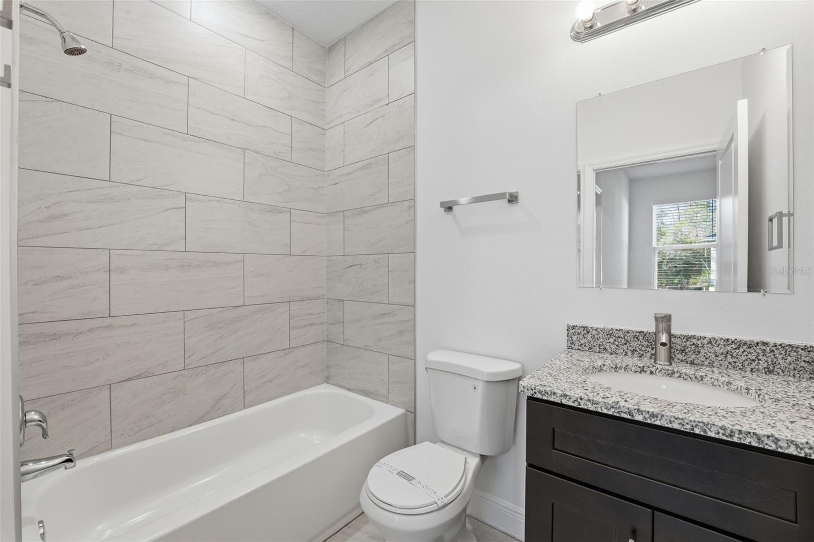 Image 30 of 34 For 5027 165th Street Road