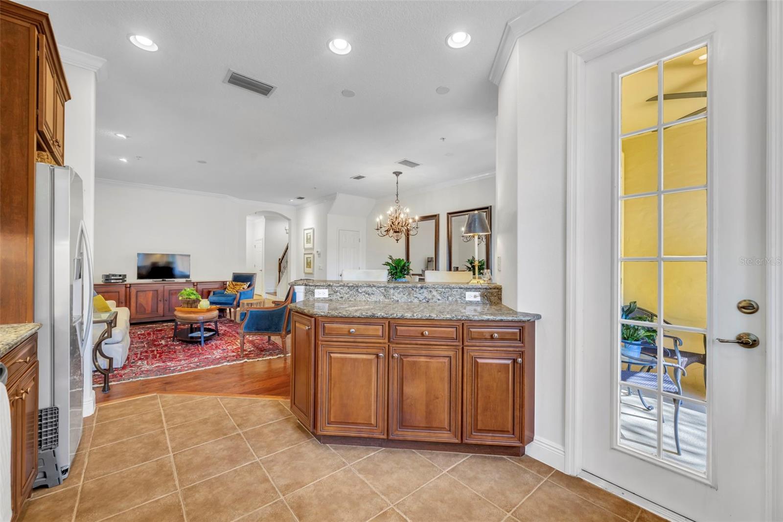 Image 13 of 33 For 1321 Benevolent Street