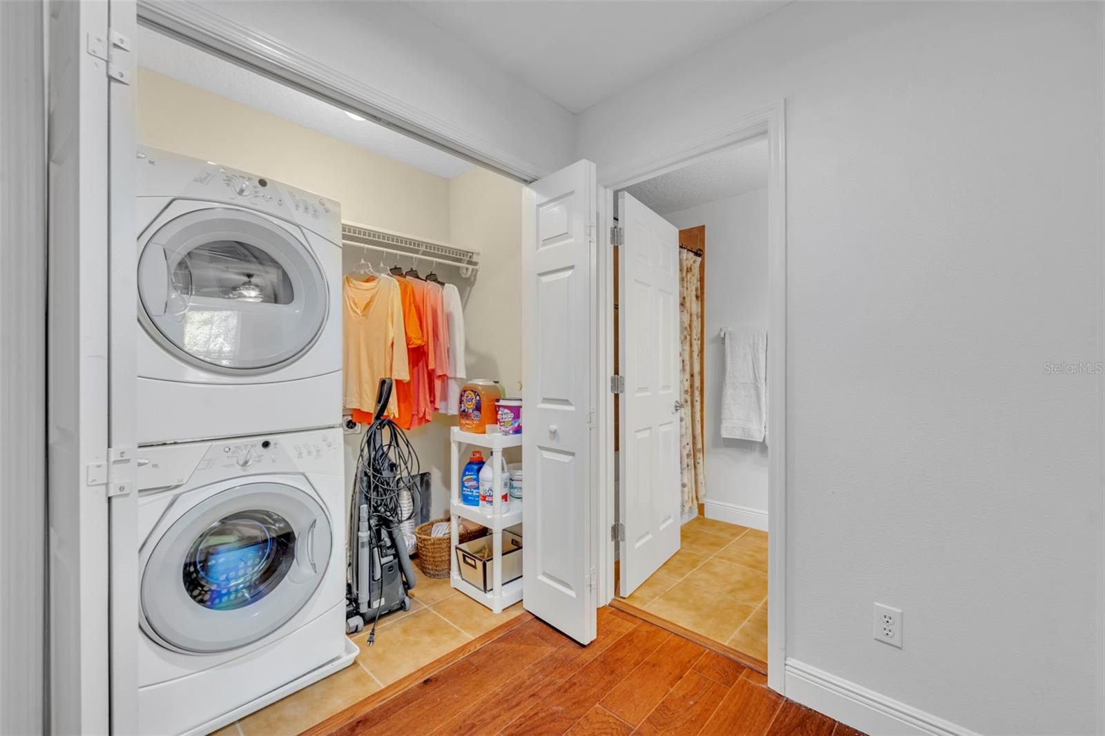 Image 24 of 33 For 1321 Benevolent Street