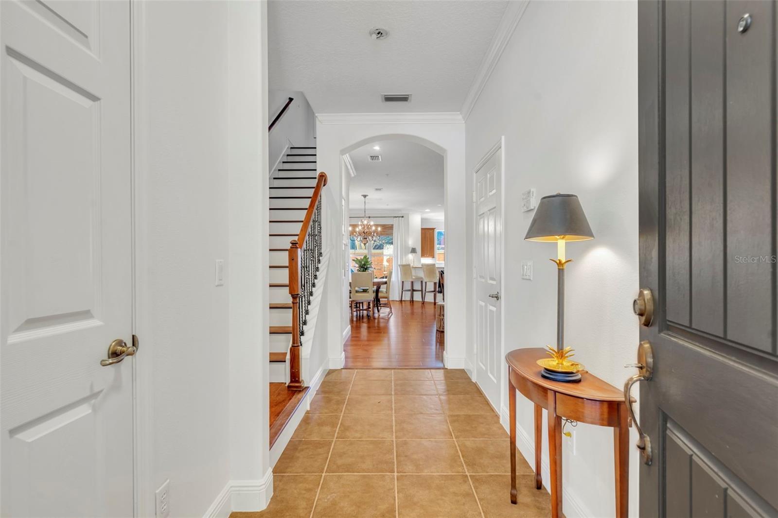 Image 3 of 33 For 1321 Benevolent Street