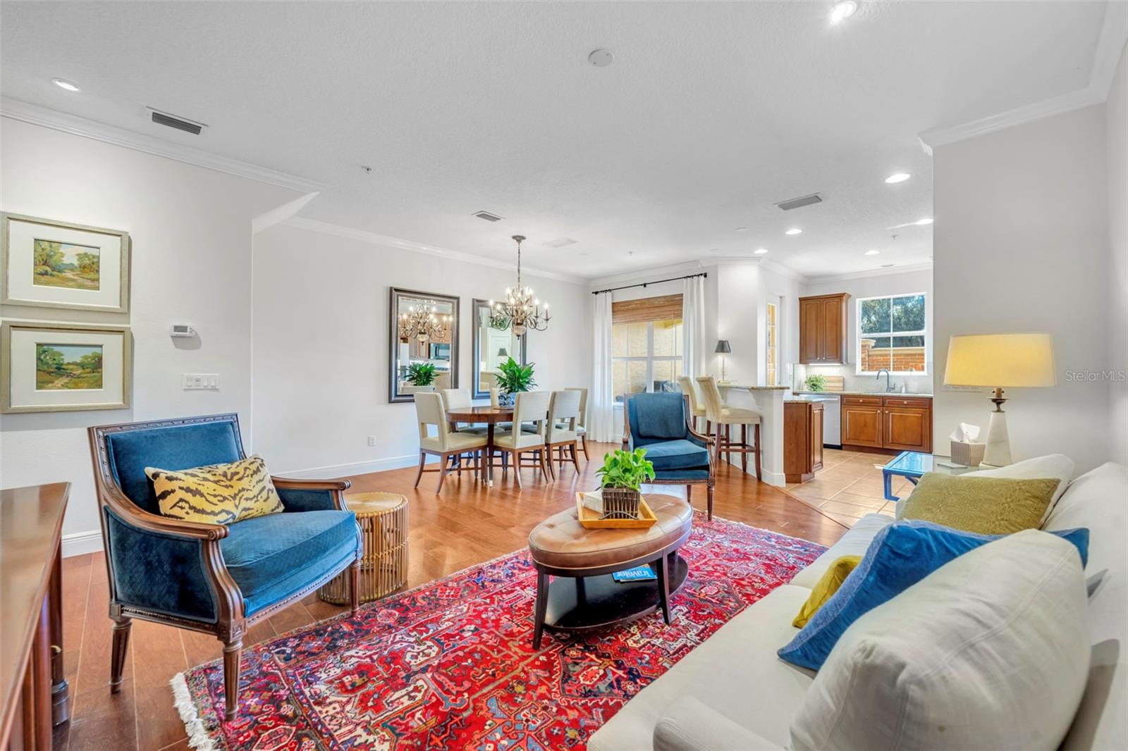 Image 4 of 33 For 1321 Benevolent Street