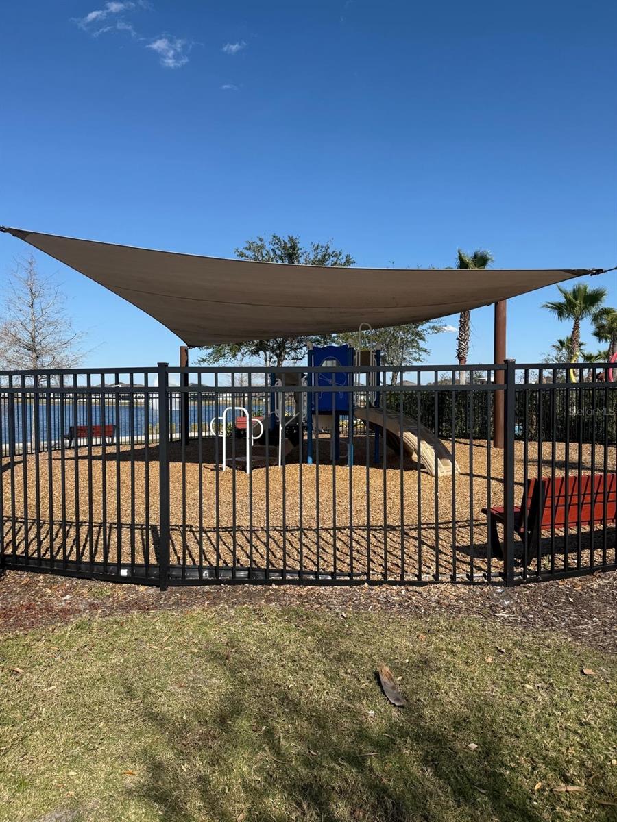 Image 12 of 23 For 2840 Chantilly Avenue