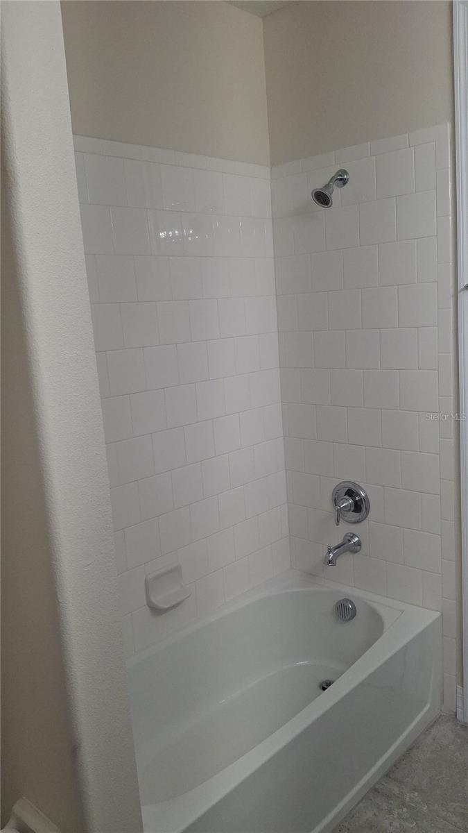 Image 18 of 23 For 2840 Chantilly Avenue